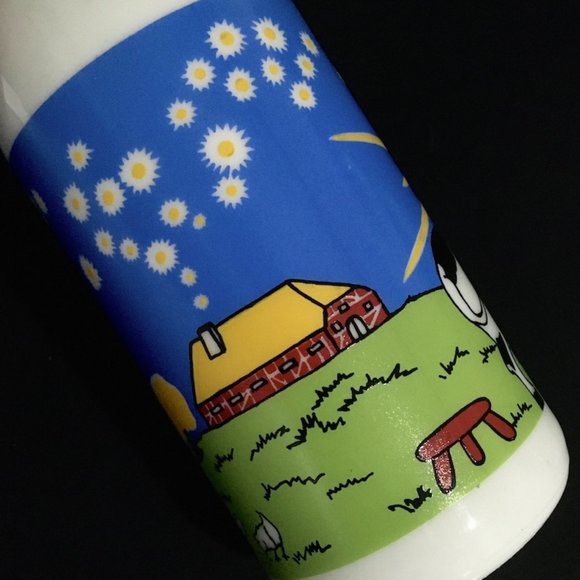 Vintage 1960s Carlton Glass Farmhouse Cow with a Bonnet Milk Glass Bottle 10.5" - Picture 6 of 9